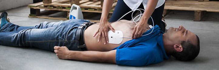 Electrodes, batteries et accessoires pour défibrillateur