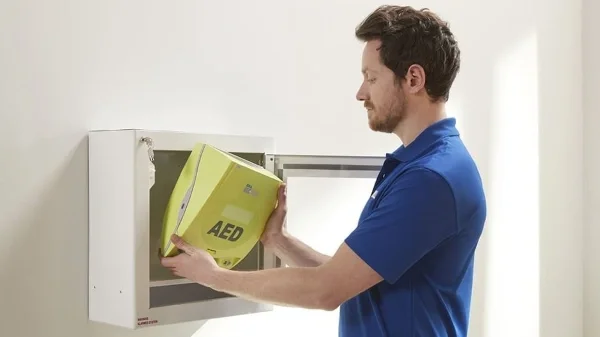 3 raisons d'opter pour le contrat de maintenance du défibrillateur